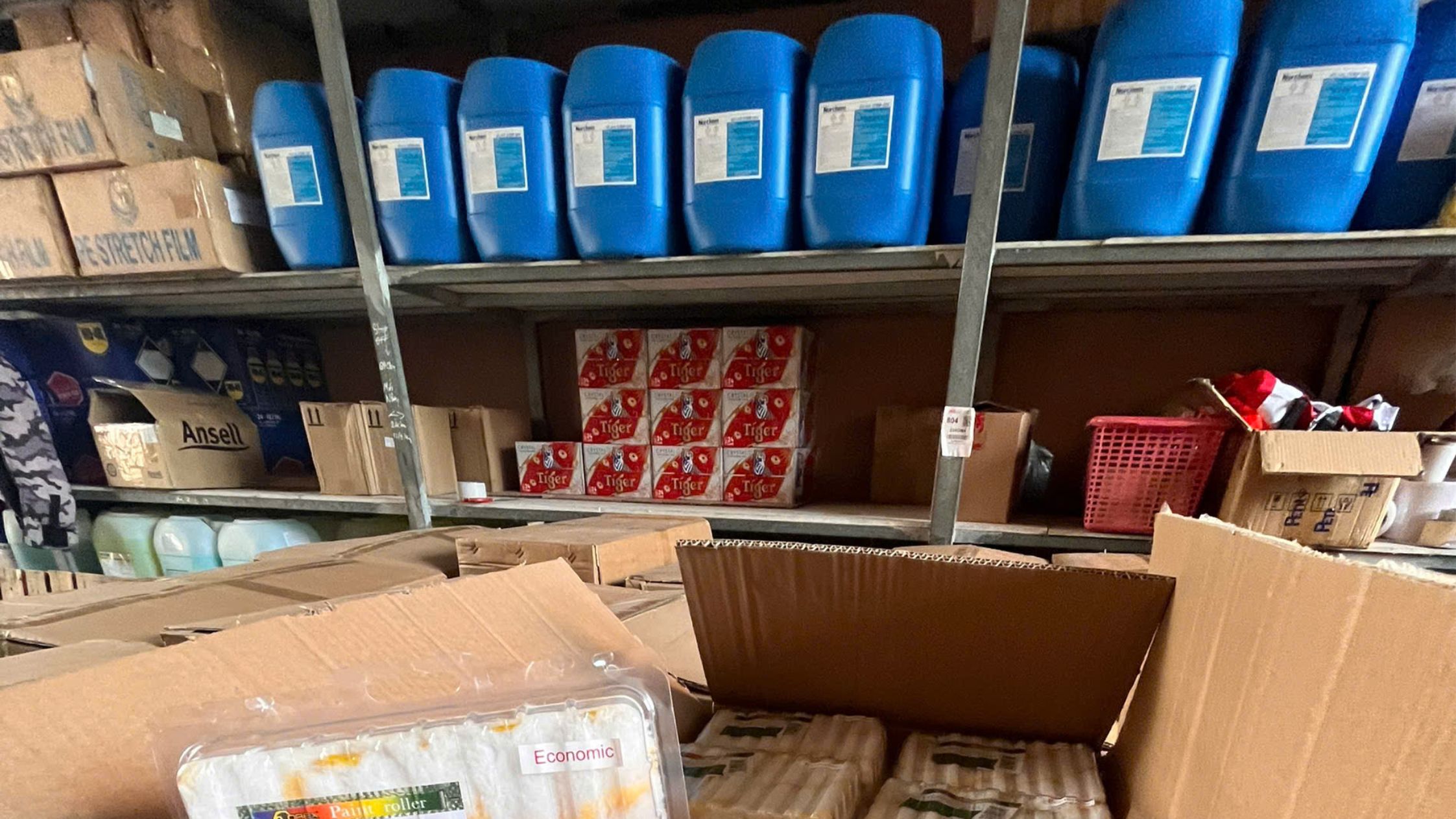 1.000+ m² diện tích kho bãi